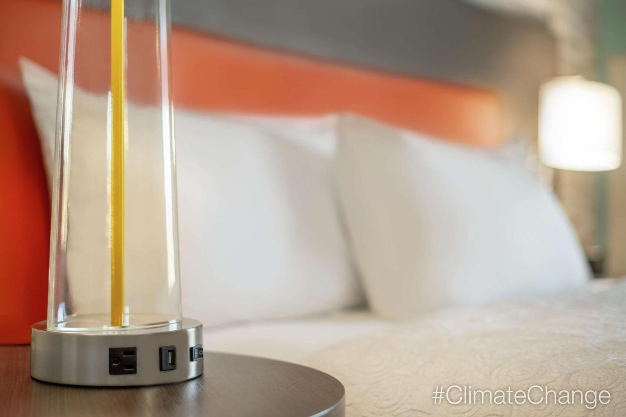Home2 Suites By Hilton Woodland Hills Los Angeles — Photos 1